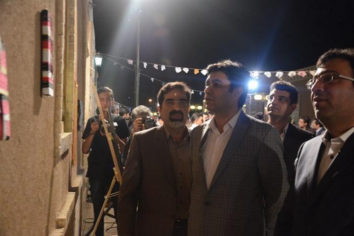 نخستین جشنواره ملی پارچه فجر در یزد شروع به کار کرد