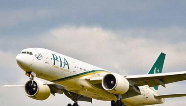 خودداری خلبان پاکستانی از ادامه پرواز با هواپیما بخاطر انتها شیفتش!