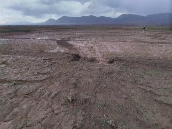 خسارت سیل به منابع آبی و مزارع روستاهای بخش بالاولایت باخرز