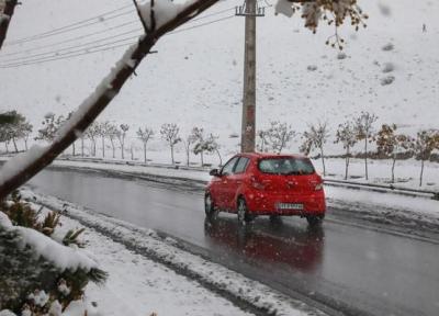 آخرین شرایط خیابان های تهران در صبح روز برفی ، دلیل ترافیک در بعضی معابر چیست؟